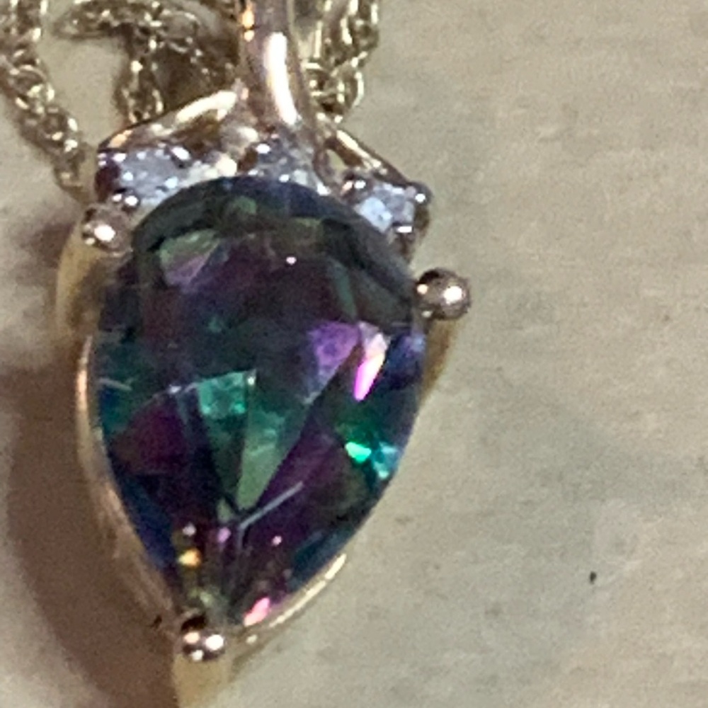 Elegant Multicolor Teardrop Necklace